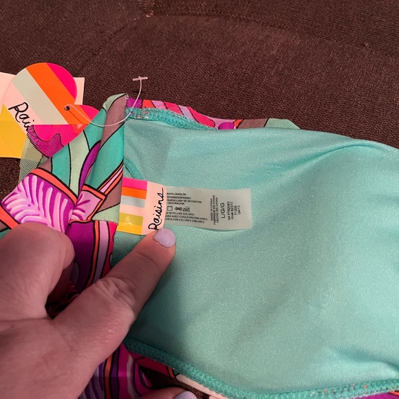 Raisins | Purple and Pink Floral Bandeaux Bikini Top - Picture 3 of 5